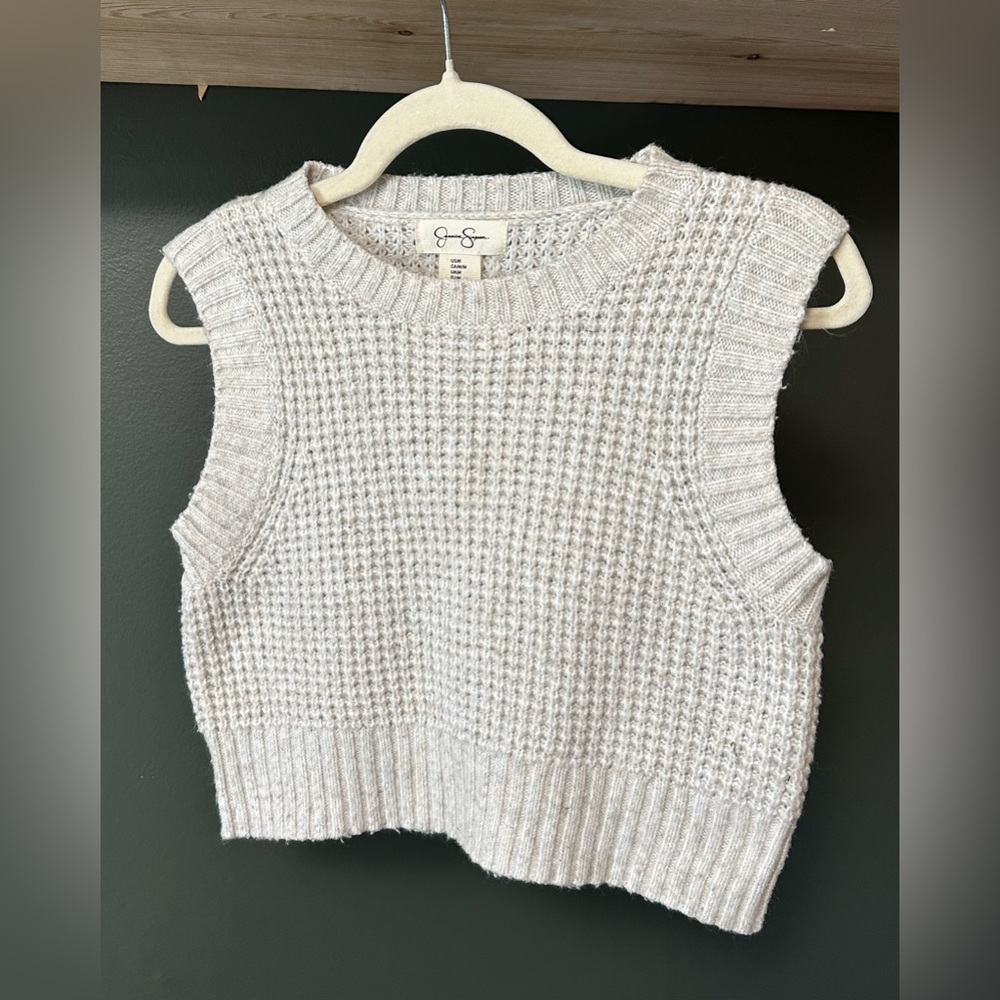 Jessica Simpson Cropped Cream Textured Knit Sleeveless V-Neck Vest